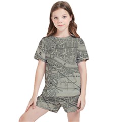 Vintage London Map Kids  T-shirt And Sports Shorts Set