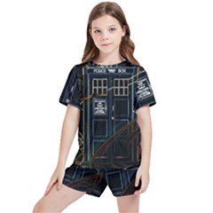 Tardis Doctor Who Magic Travel Macine Fantasy Kids  T-shirt And Sports Shorts Set by Cendanart