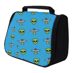 Alien Pattern Full Print Travel Pouch (small) by Ket1n9