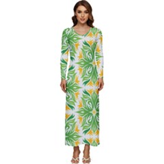 Green Pattern Retro Wallpaper Long Sleeve Longline Maxi Dress by Bajindul