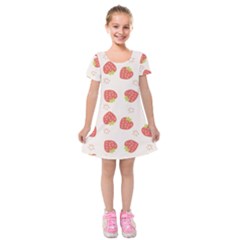 Strawberries Pattern Design Kids  Short Sleeve Velvet Dress by Grandong