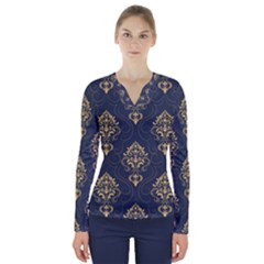 Floral Damask Pattern Texture, Damask Retro Background V-neck Long Sleeve Top