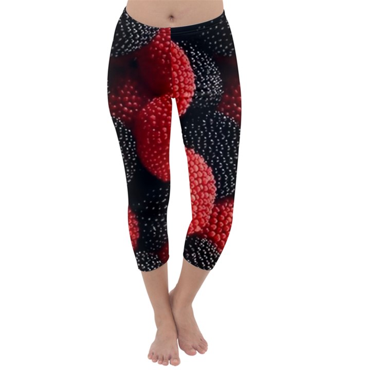 Berry,curved, Edge, Capri Winter Leggings 