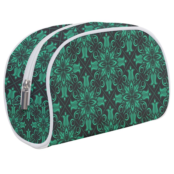 Green Damask Pattern Vintage Floral Pattern, Green Vintage Make Up Case (Medium)