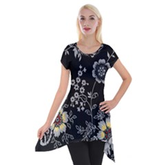 Black Background With Gray Flowers, Floral Black Texture Short Sleeve Side Drop Tunic