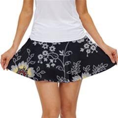 Black Background With Gray Flowers, Floral Black Texture Women s Skort