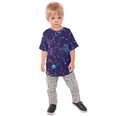 Realistic Night Sky With Constellations Kids  Raglan T-shirt