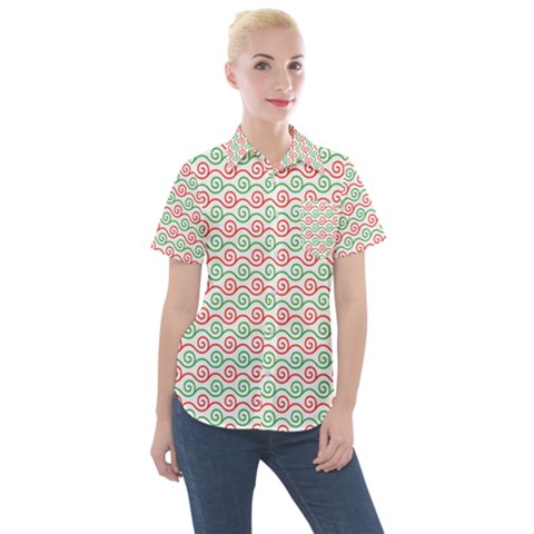 Background Pattern Leaves Texture Women s Short Sleeve Pocket Shirt by Ndabl3x