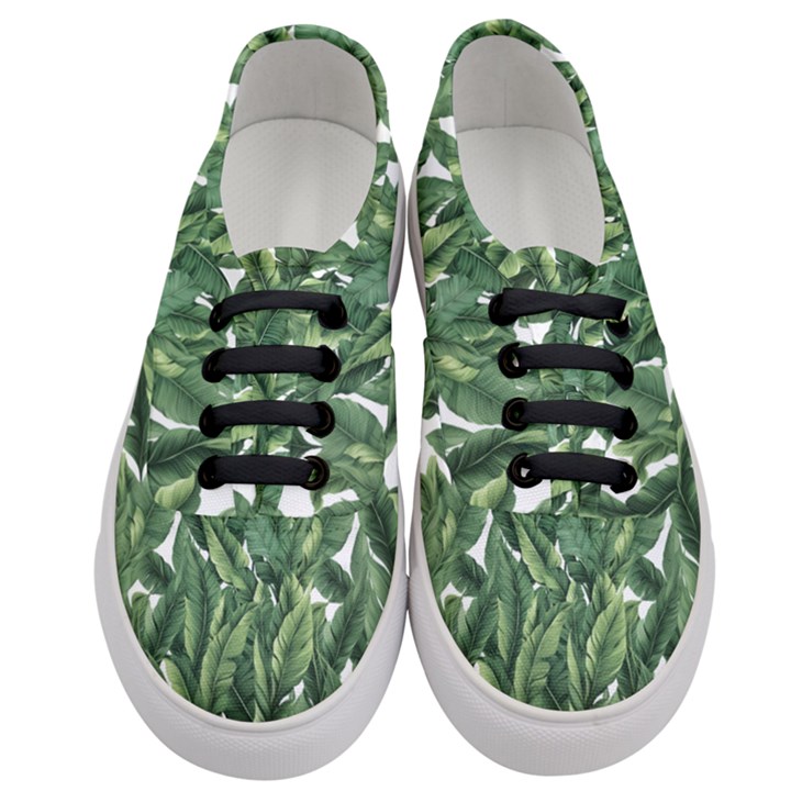 Green banana leaves Women s Classic Low Top Sneakers