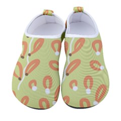 Pattern Leaves Print Background Men s Sock-style Water Shoes by Cemarart