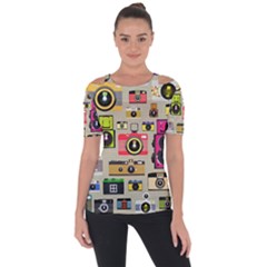 Retro Camera Pattern Graph Shoulder Cut Out Short Sleeve Top