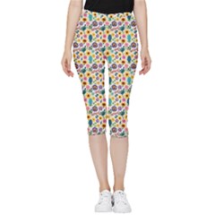 Floral Flowers Leaves Tropical Pattern Inside Out Lightweight Velour Capri Leggings 