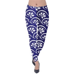 Pattern Floral Flowers Leaves Botanical Velvet Leggings