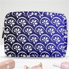 Pattern Floral Flowers Leaves Botanical Make Up Pouch (medium)