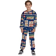 Cars Snow City Landscape Vintage Old Time Retro Pattern Kids  Sweatshirt Set