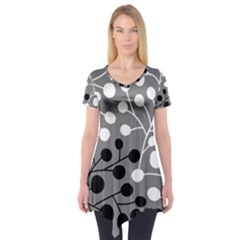 Abstract Nature Black White Short Sleeve Tunic 