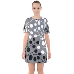 Abstract Nature Black White Sixties Short Sleeve Mini Dress