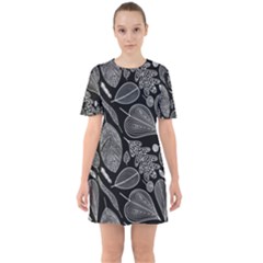 Leaves Flora Black White Nature Sixties Short Sleeve Mini Dress