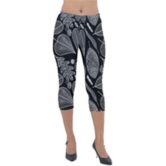 Leaves Flora Black White Nature Lightweight Velour Capri Leggings 