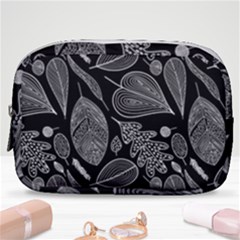 Leaves Flora Black White Nature Make Up Pouch (small)