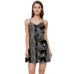 Leaves Flora Black White Nature Short Frill Dress