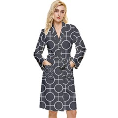 Geometric Pattern Design White Long Sleeve Velvet Robe