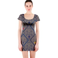 Pattern Seamless Antique Luxury Short Sleeve Bodycon Dress