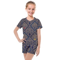 Pattern Seamless Antique Luxury Kids  Mesh T-shirt And Shorts Set