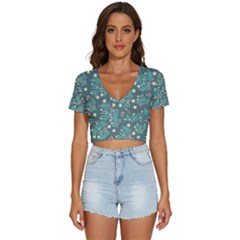 Illustration Pattern Seamless V-Neck Crop Top