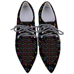 Background Ornamental Pattern Pointed Oxford Shoes