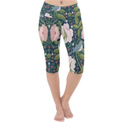 Spring Design With Watercolor Flowers Lightweight Velour Cropped Yoga Leggings