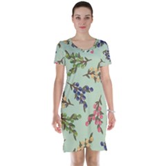 Berries Flowers Pattern Print Short Sleeve Nightdress