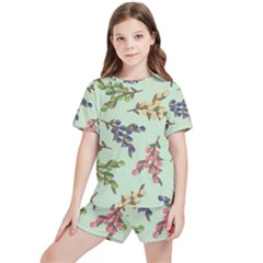 Berries Flowers Pattern Print Kids  T-shirt And Sports Shorts Set by Maspions