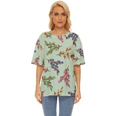 Berries Flowers Pattern Print Oversized Basic T-shirt