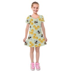 Bees Pattern Honey Bee Bug Honeycomb Honey Beehive Kids  Short Sleeve Velvet Dress