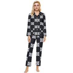 Floral Pattern Repeat Seamless Womens  Long Sleeve Velvet Pocket Pajamas Set by Proyonanggan