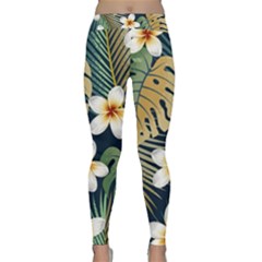 Seamless Pattern With Tropical Strelitzia Flowers Leaves Exotic Background Classic Yoga Leggings by Ket1n9