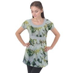 Enchanting Foliage Sharp Edged Leaves In Pale Yellow And Silver Bk Puff Sleeve Tunic Top by dflcprintsclothing