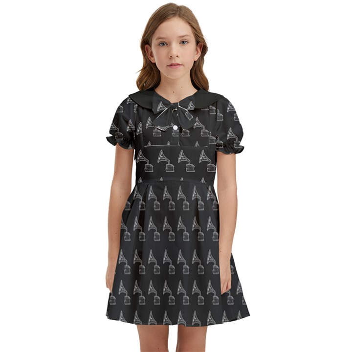 Vintage Turntable Graphic Motif Seamless Pattern Black Backgrond Kids  Bow Tie Puff Sleeve Dress