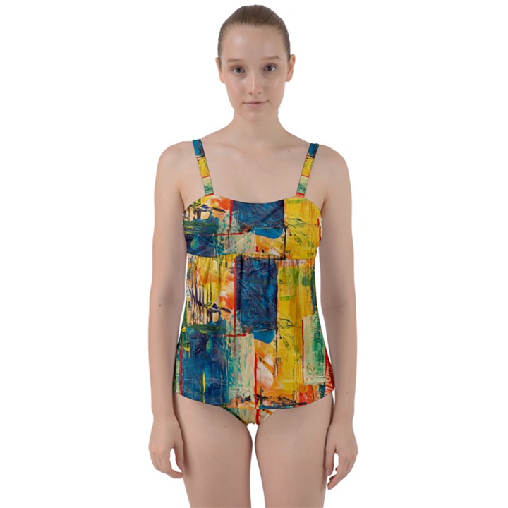 Wall Art Twist Front Tankini Set