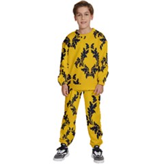 Yellow Regal Filagree Pattern Kids  Sweatshirt Set