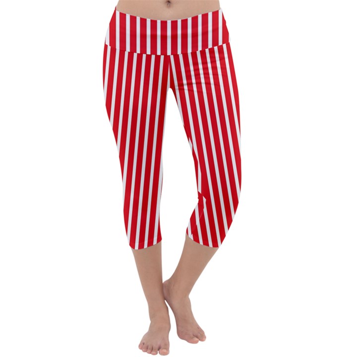 Strip Red White Pattern Capri Yoga Leggings