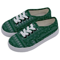 Christmas Knit Digital Kids  Classic Low Top Sneakers