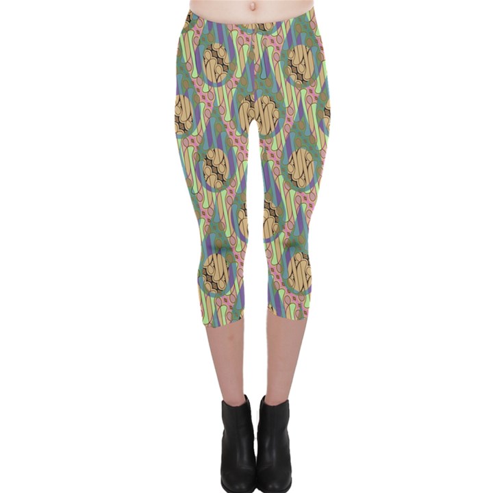 Tribal Background Boho Batik Capri Leggings 