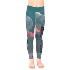 Astronaut Moon Space Nasa Planet Kids  Classic Winter Leggings