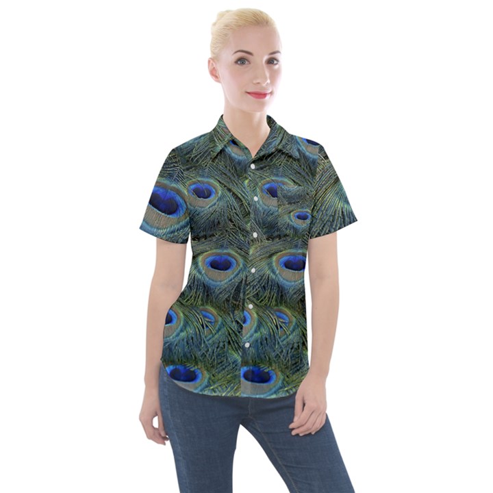 Peacock Feathers Details Women s Short Sleeve Pocket Shirt