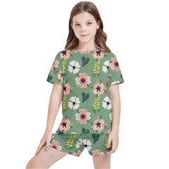 Flower Green Pink Pattern Floral Kids  T-shirt And Sports Shorts Set