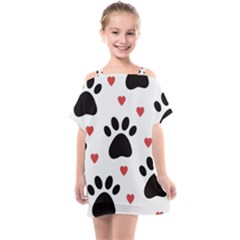 Dog Paw Vector Seamless Pattern With Hearts Kids  One Piece Chiffon Dress by Perong