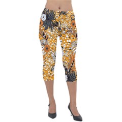 Leaf Yellow Point Flower White Lightweight Velour Capri Leggings  by Grandong