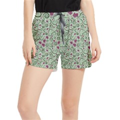 Swirls Foliage Leaves Green Women s Runner Shorts